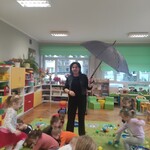 Zabawy z parasolem.jpg