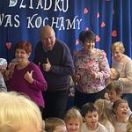 Taniec z dziadkami i babciami.jpg