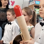 5.  Dzien Babci i Dziadka. Akompaniujemy do utworu J. Brahmsa - Taniec węgierski.jpg