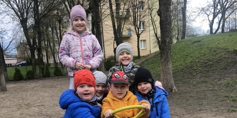1. zabawy na planu.jpg