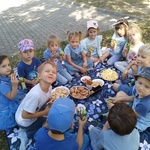 Piknik w ogrodzie przedszkolnym3.jpg