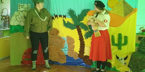 Aktorzy Studia Artystycznego Pasja w spektaklu pt. O dzielnym misiu Wojtku (6).jpg