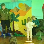 Aktorzy Studia Artystycznego Pasja w spektaklu pt. O dzielnym misiu Wojtku (7).jpg