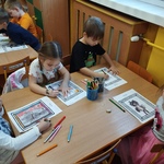 Dzieci rysują misie.jpg