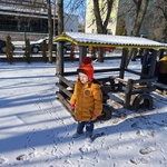 chłopiec stoi.jpg