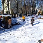 zimą na placu zabaw4.jpg