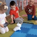3 Dzieci i robot Photon.jpg