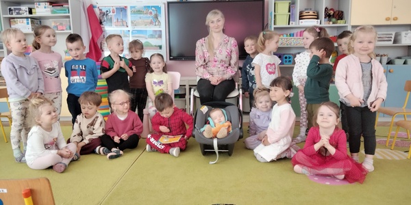 6. Pamiątkowe zdjęcie z mamą Oli.jpg