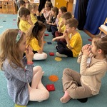 13. Kids Love English.jpeg