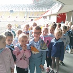 Dzieci na stadionie