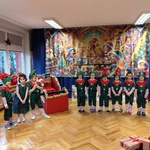 Przedstawienie bożonarodzeniowe Krasnale (3).jpg