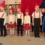 dzieci na przedstawieniu 2