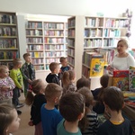 w bibliotece 1.jpg