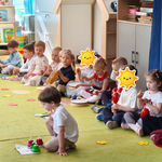 Dzieci grają na instrumentach
